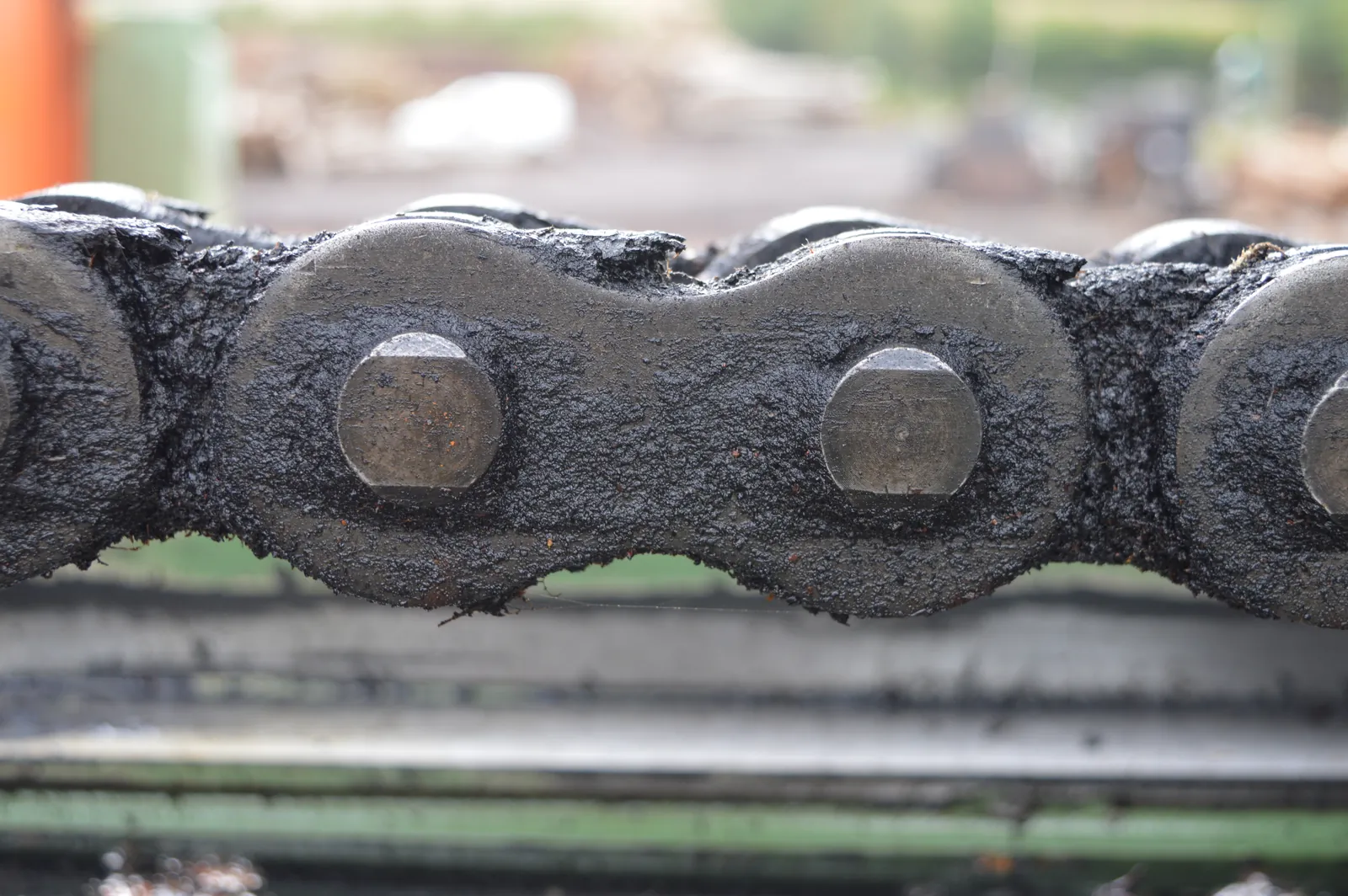 Sharp top sawmill chain, close up