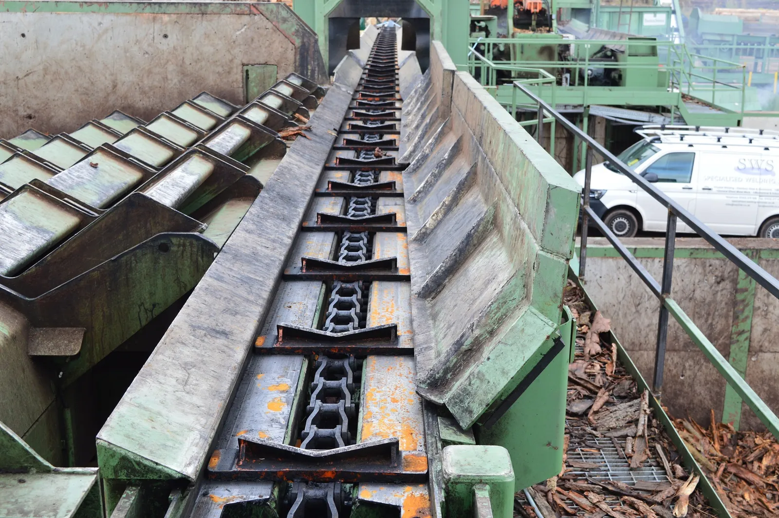 Log intake and deck chains at a sawmill